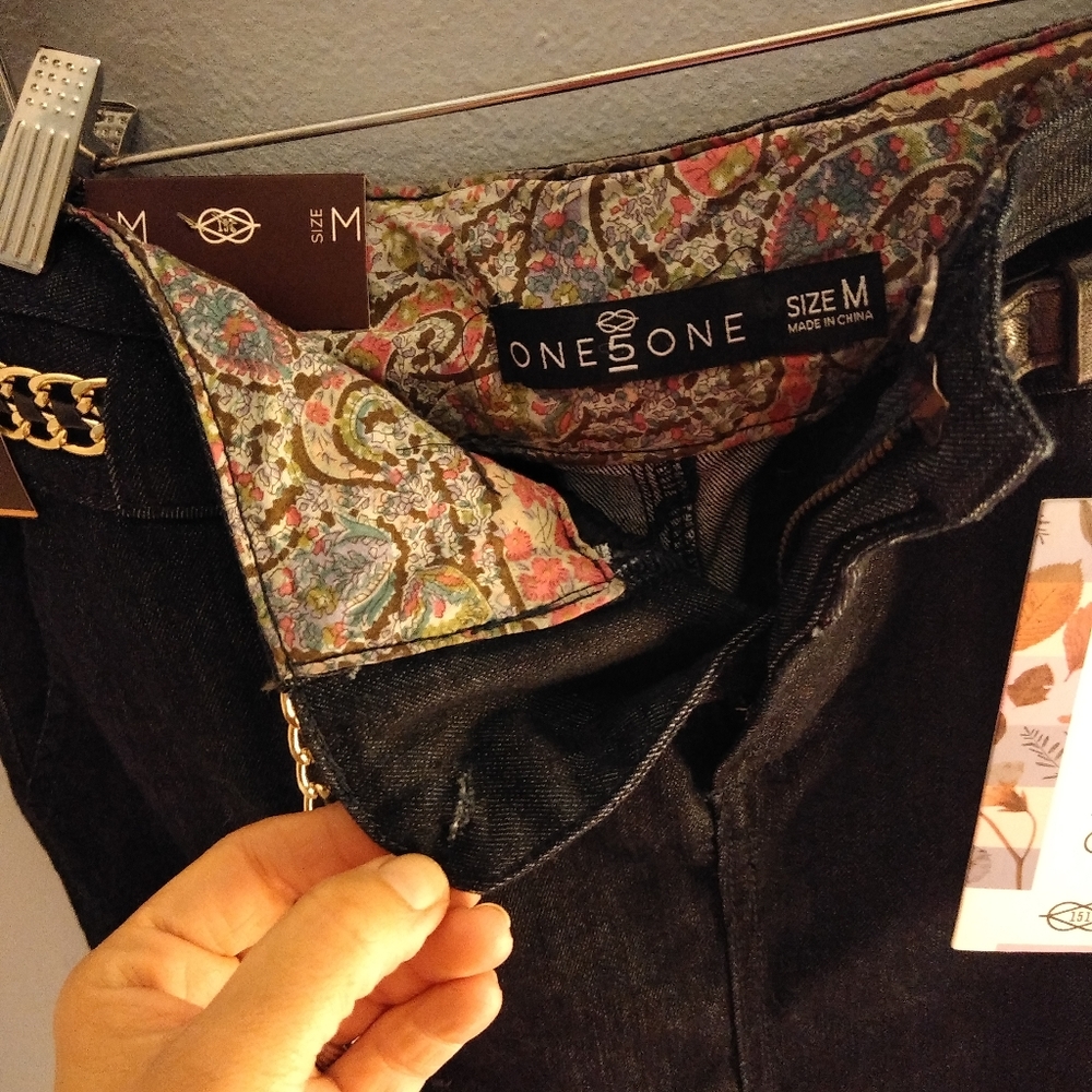 One 5 one pencil skirt